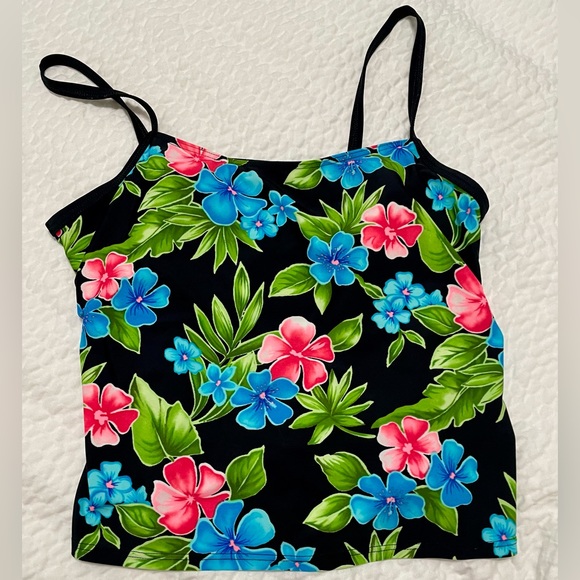 Tankini Top🩱 - Picture 5 of 5